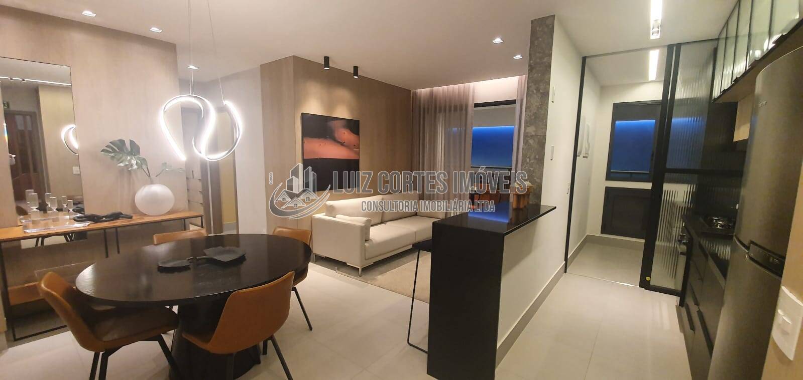 Apartamento à venda com 2 quartos, 86m² - Foto 2