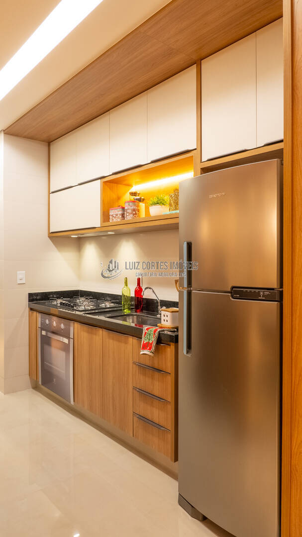 Apartamento à venda com 3 quartos, 96m² - Foto 3