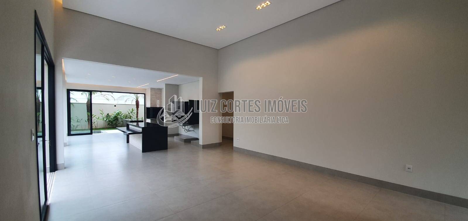 Casa à venda com 4 quartos, 228m² - Foto 11