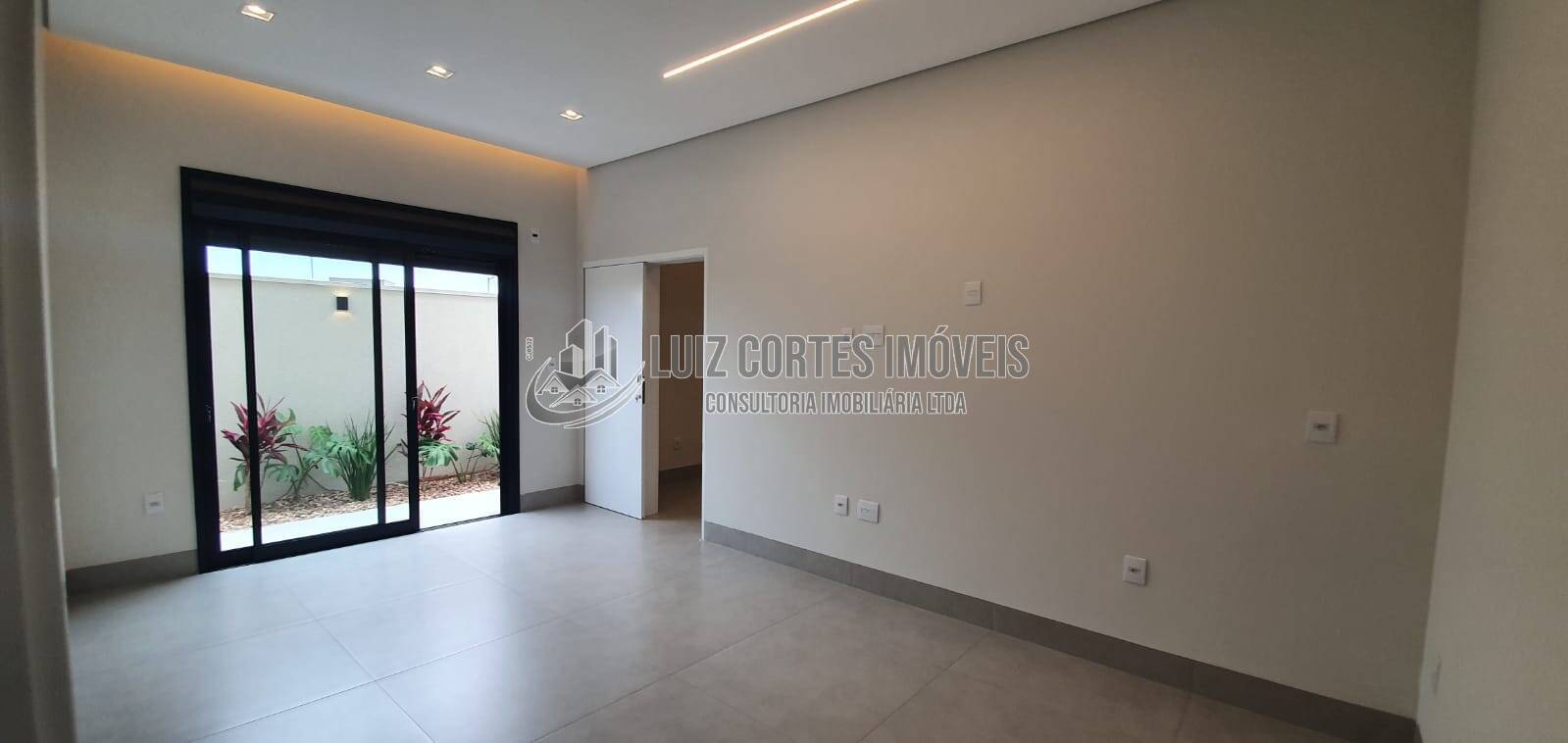 Casa à venda com 4 quartos, 228m² - Foto 30