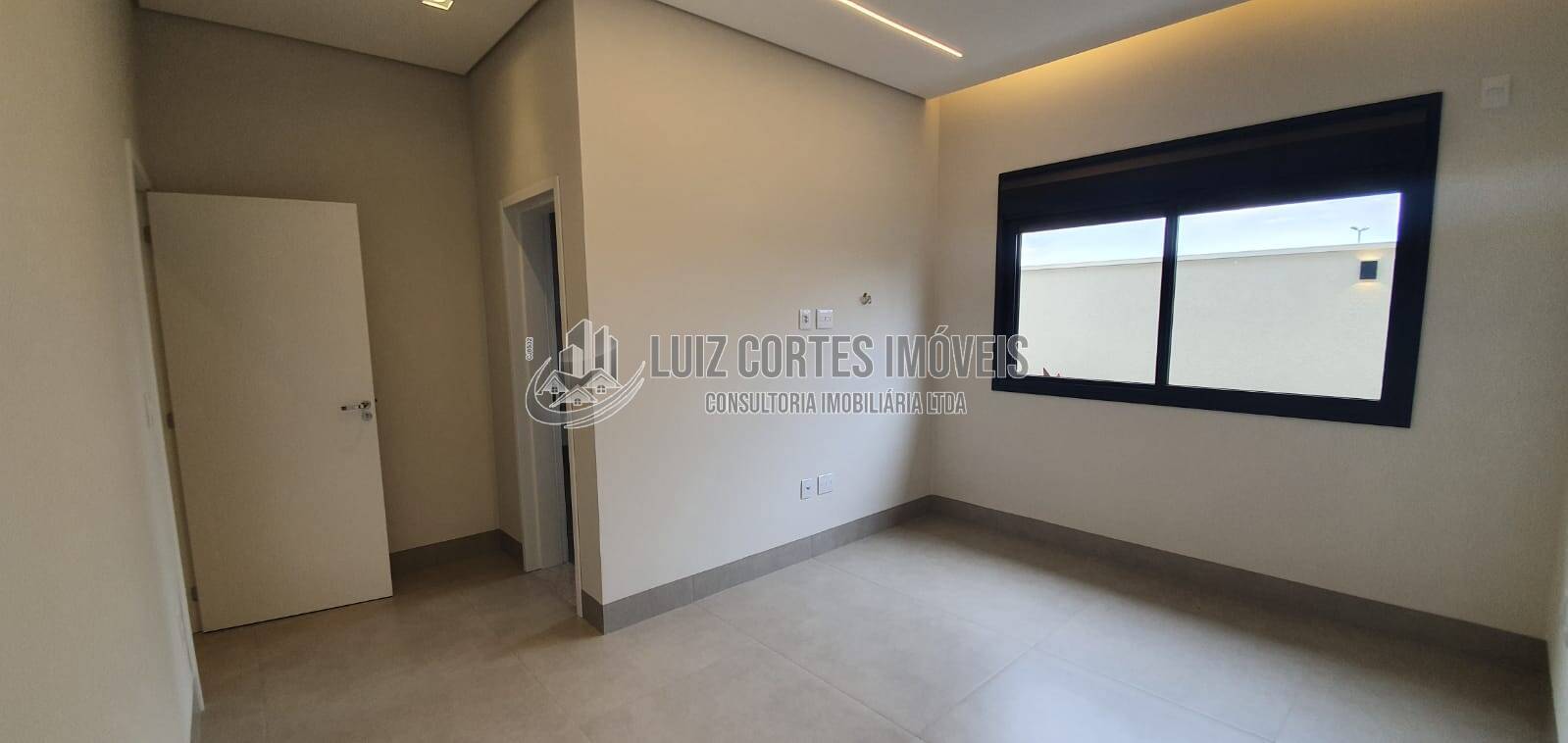 Casa à venda com 4 quartos, 228m² - Foto 40