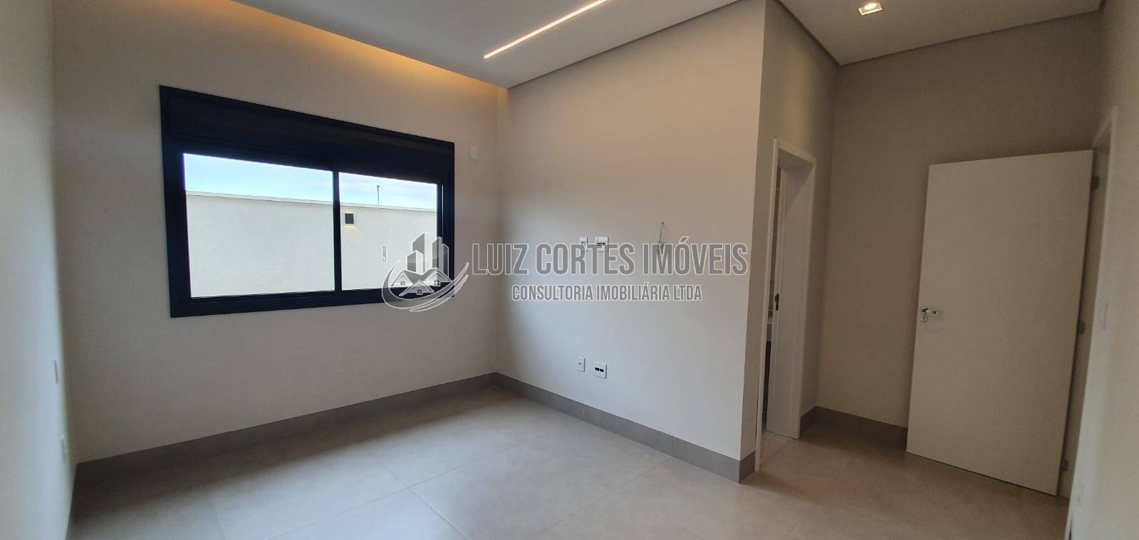 Casa à venda com 4 quartos, 228m² - Foto 45