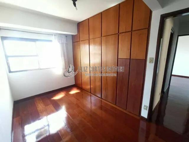 Apartamento à venda com 3 quartos, 117m² - Foto 5