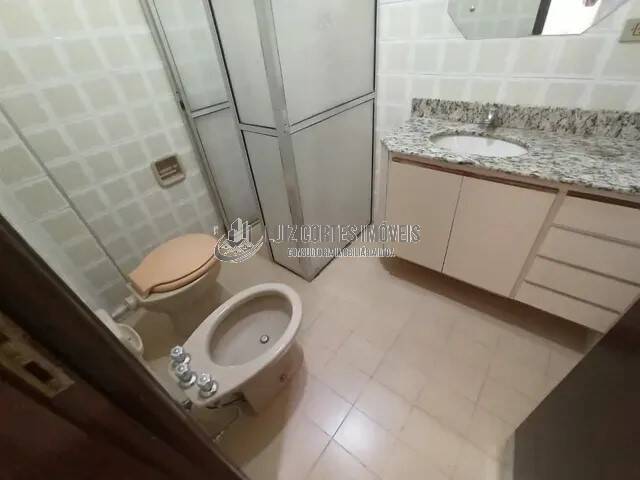 Apartamento à venda com 3 quartos, 117m² - Foto 13