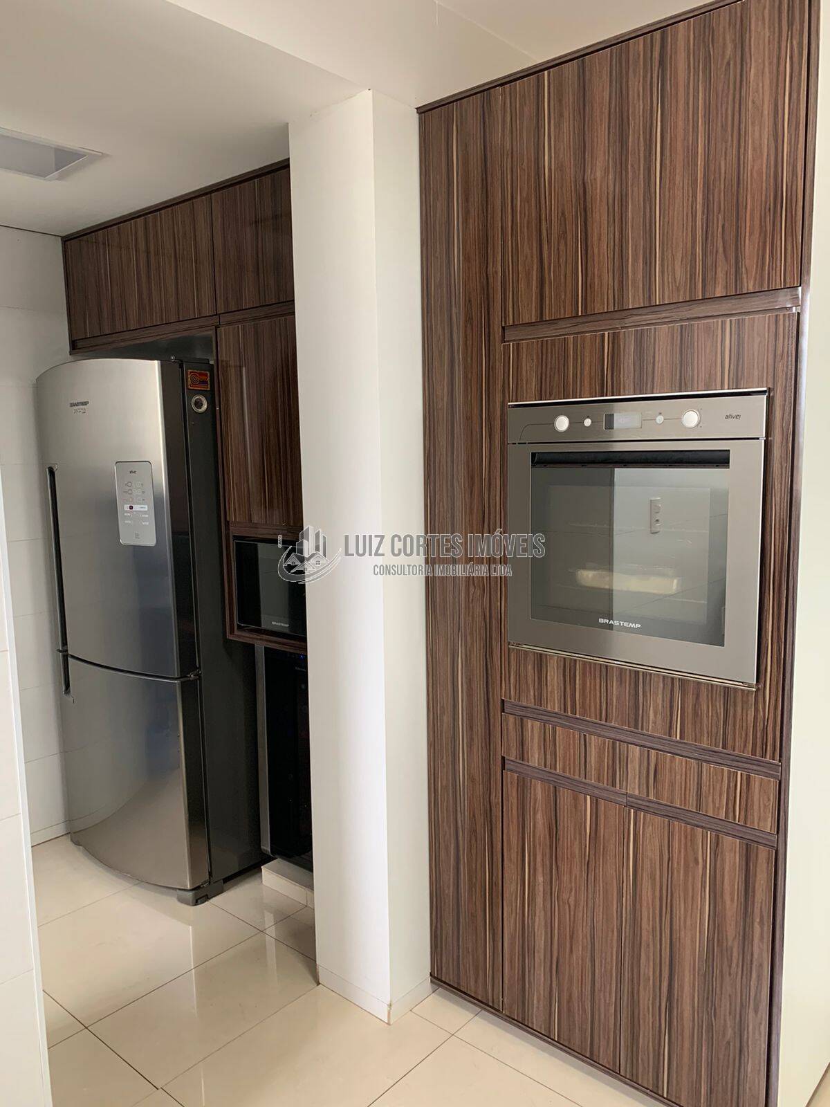 Apartamento à venda com 3 quartos, 96m² - Foto 12