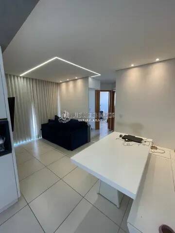 Apartamento à venda com 2 quartos, 56m² - Foto 1