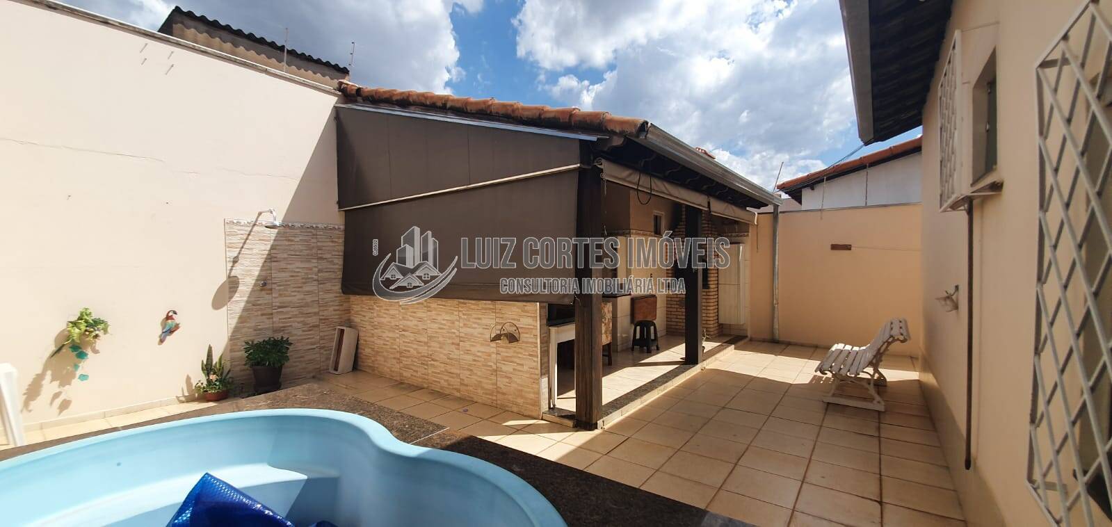 Casa à venda com 3 quartos, 250m² - Foto 39