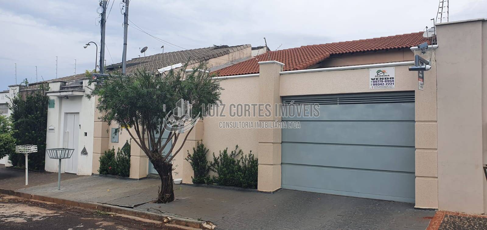 Casa à venda com 3 quartos, 250m² - Foto 44