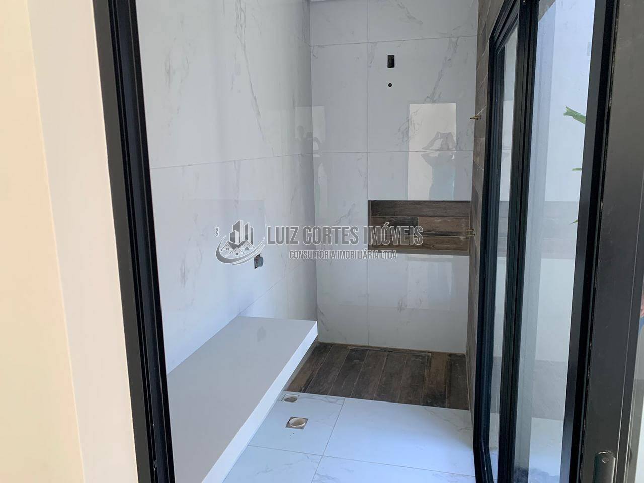 Casa à venda com 3 quartos, 250m² - Foto 36