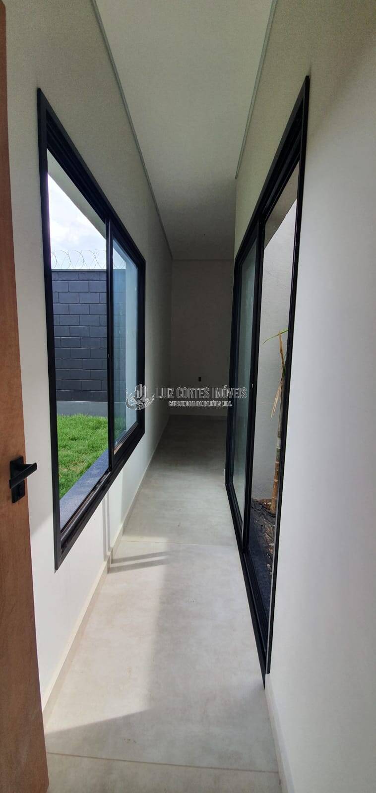 Casa à venda com 3 quartos, 250m² - Foto 27