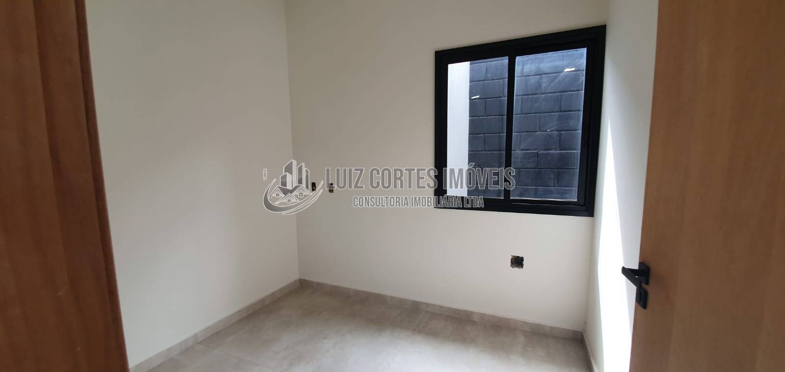 Casa à venda com 3 quartos, 250m² - Foto 33