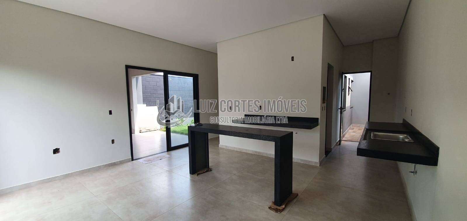 Casa à venda com 3 quartos, 250m² - Foto 12