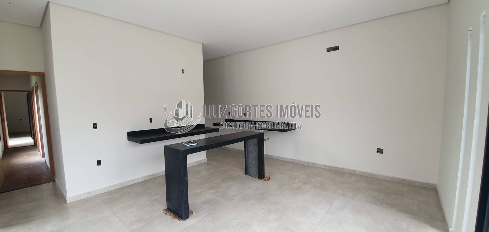 Casa à venda com 3 quartos, 250m² - Foto 13