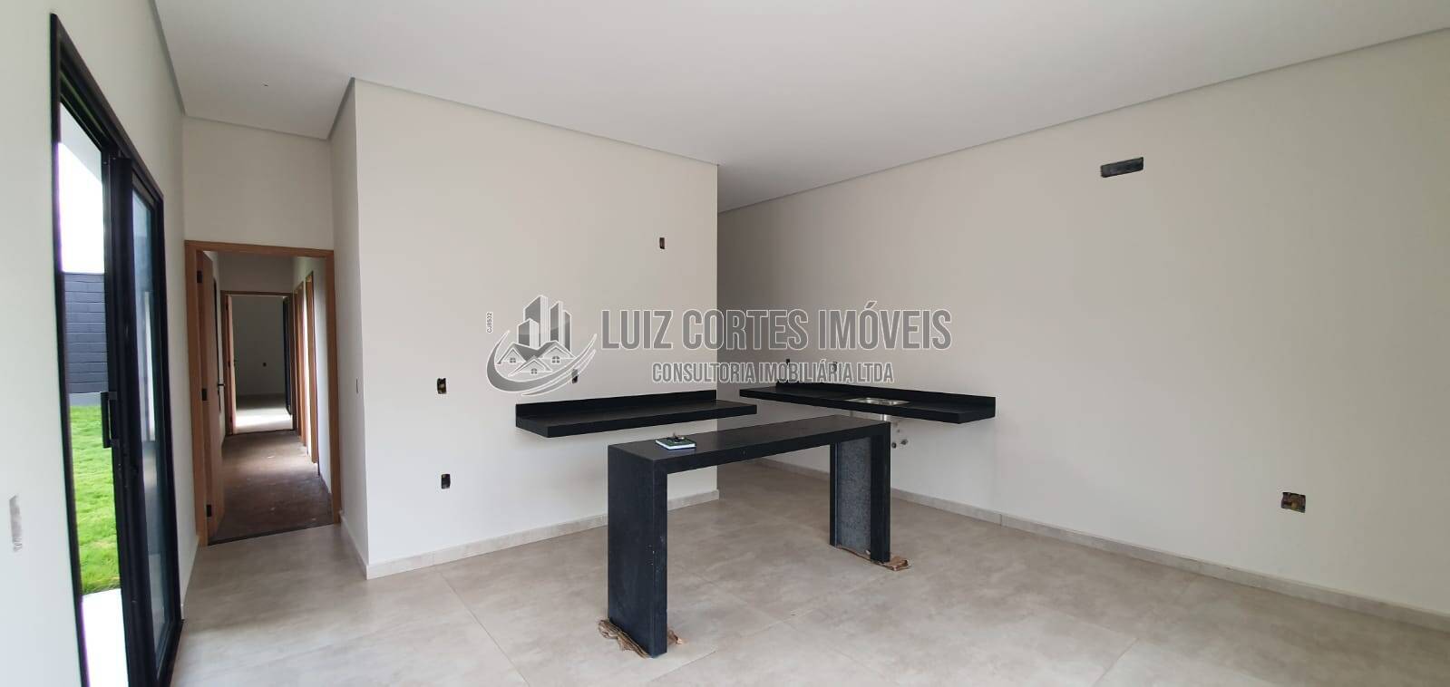 Casa à venda com 3 quartos, 250m² - Foto 23