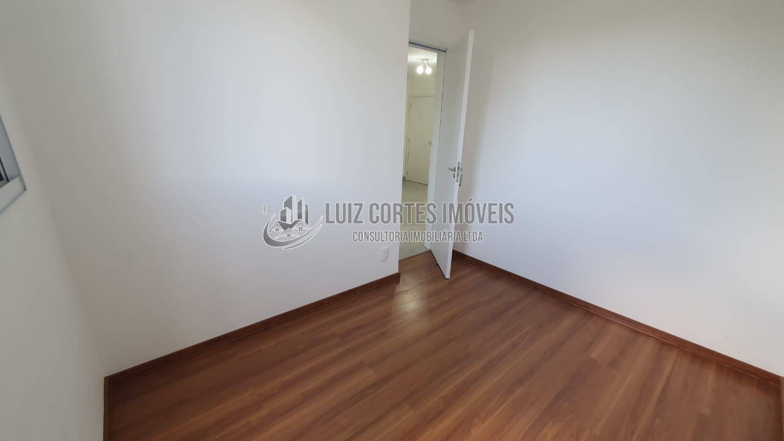 Apartamento à venda com 2 quartos, 44m² - Foto 35