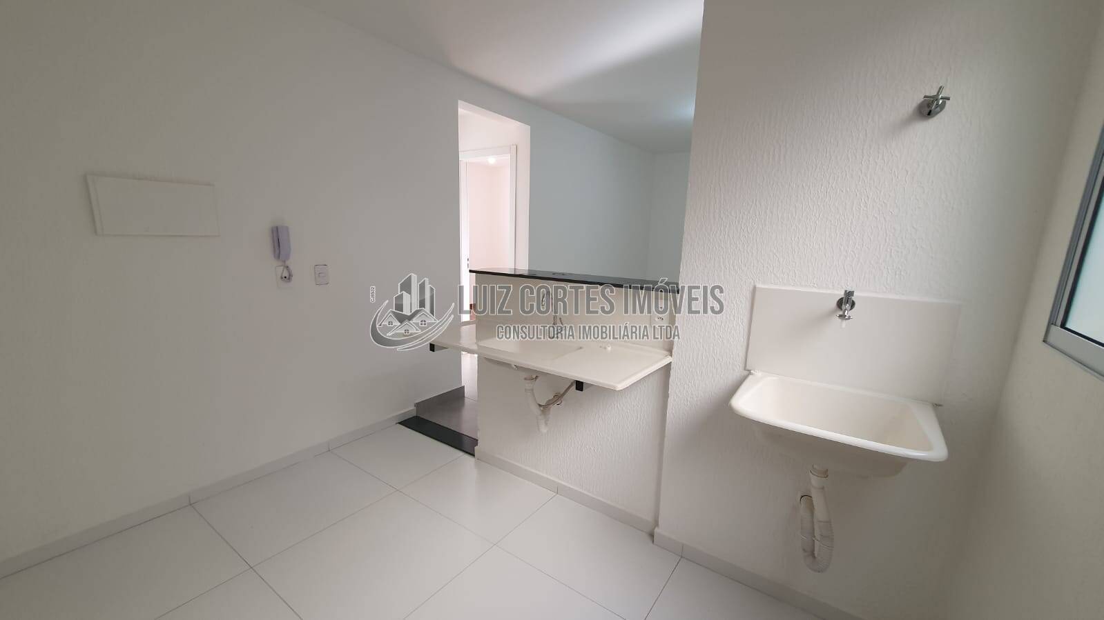 Apartamento à venda com 2 quartos, 44m² - Foto 33