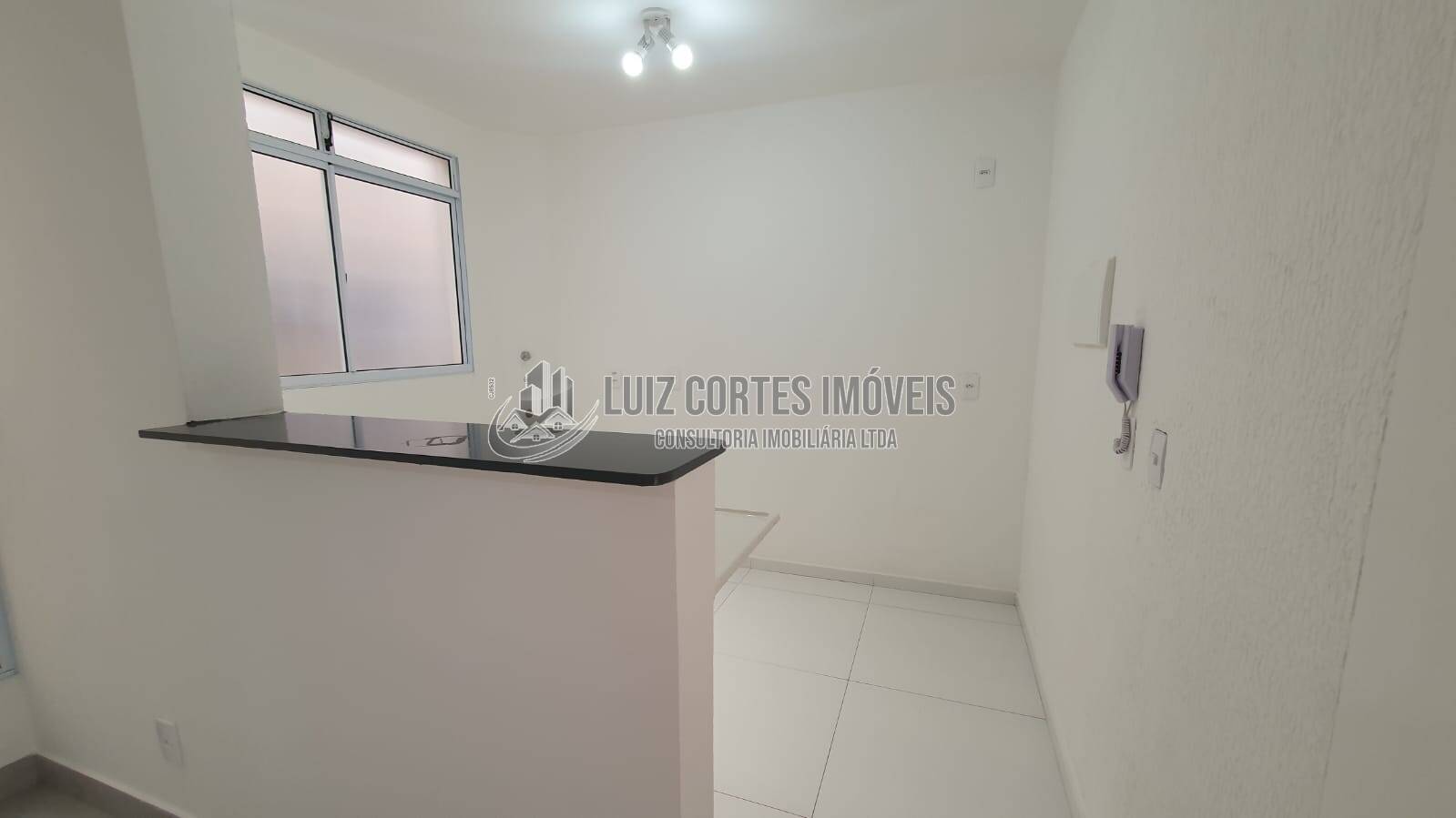 Apartamento à venda com 2 quartos, 44m² - Foto 28