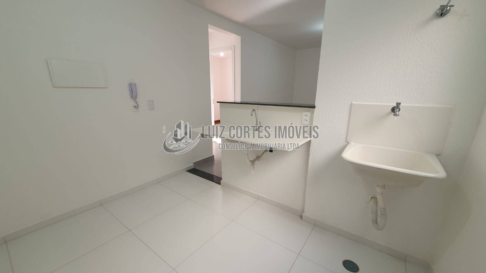 Apartamento à venda com 2 quartos, 44m² - Foto 32