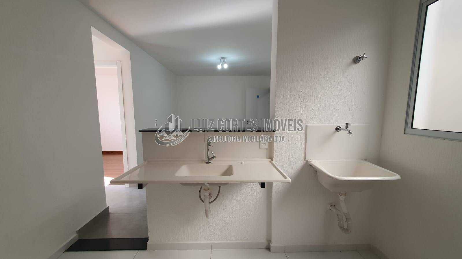 Apartamento à venda com 2 quartos, 44m² - Foto 31