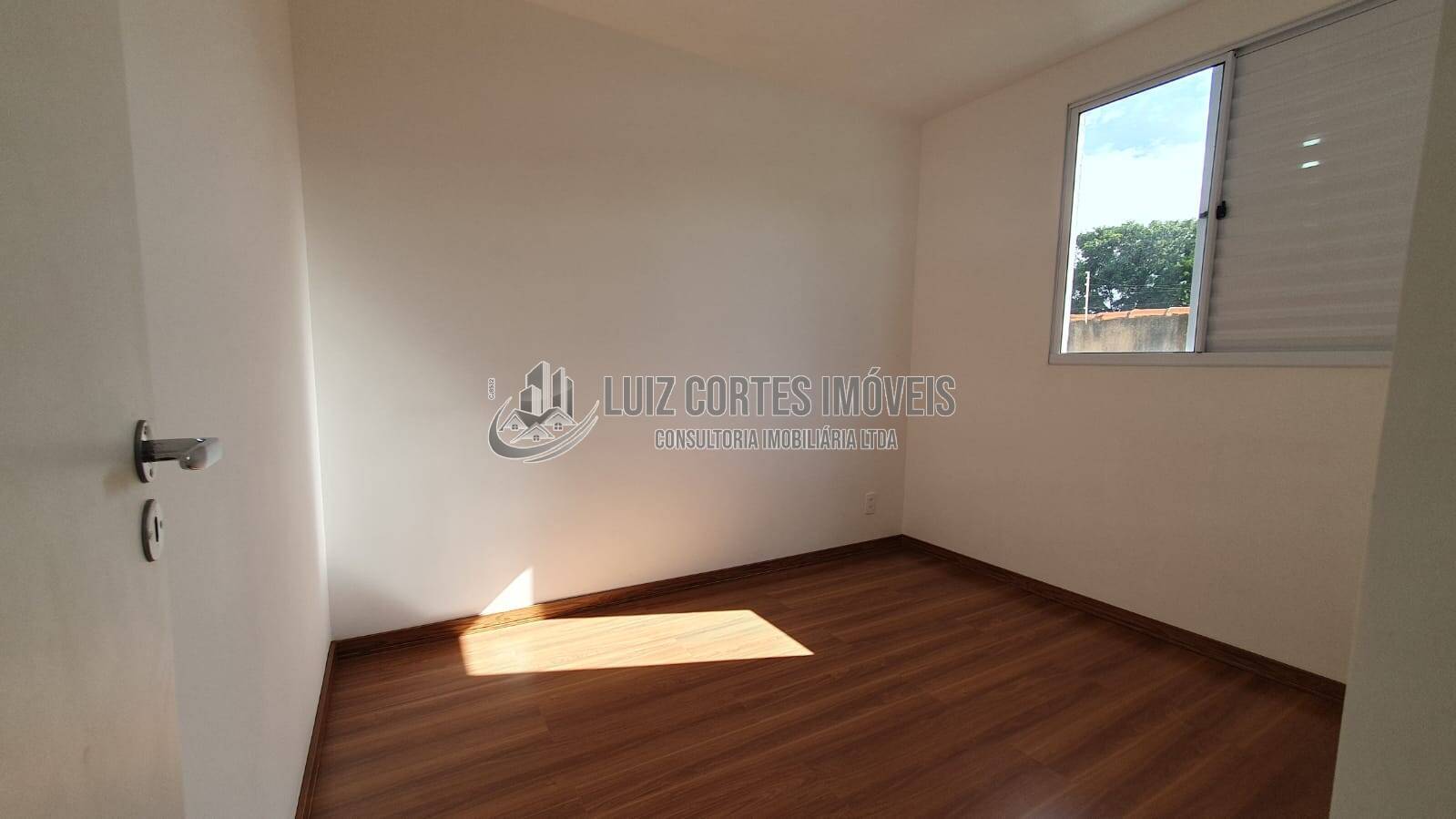 Apartamento à venda com 2 quartos, 44m² - Foto 36